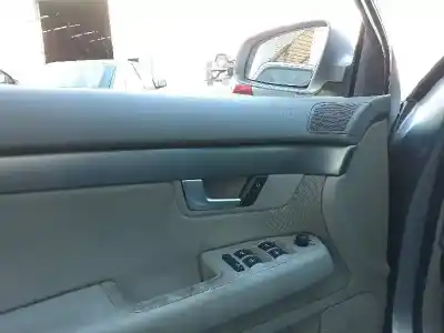 Veículo de Sucata audi a4 berlina (8e) 2.0 tdi 16v (103kw) do ano 2005 alimentado blb