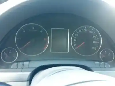 Veículo de Sucata audi a4 berlina (8e) 2.0 tdi 16v (103kw) do ano 2005 alimentado blb