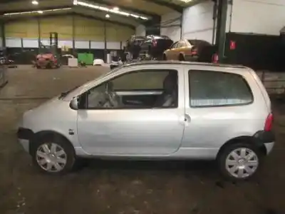 Здавання транспортного засобу renault twingo (co6) 1.2 alize року 2003 потужний d4f a7