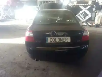 Veículo de Sucata audi a4 berlina (8e) 2.0 20v cat (alt) do ano 2001 alimentado alt