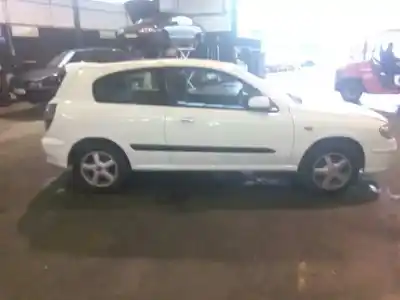 Véhicule à la ferraille nissan                                             almera (n16/e)                                                                                                                                                                                                                                             1.5 16v cat                                                                                                                                                                                                                                                de l'année 2002 alimenté qg15