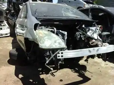Scrapping Vehicle toyota corolla verso (e12) 2.0 d-4d linea terra of the year 2004 powered 1cdftv 85kw