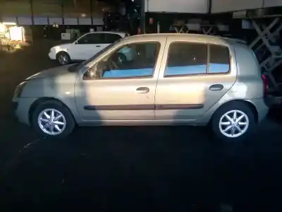 Здавання транспортного засобу renault clio ii fase ii (b/cb0) dynamique року 2003 потужний k9k b7 60kw