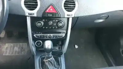 Veículo de Sucata renault koleos 2.0 dci diesel fap do ano 2009 alimentado m9rg8