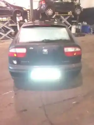 Здавання транспортного засобу seat leon (1m1) stella року 2003 потужний bca