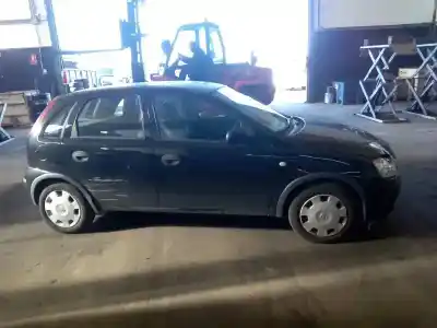 Здавання транспортного засобу opel corsa c essentia року 2004 потужний z12xe