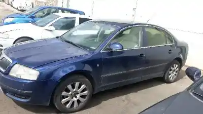 Veicolo di demolizione skoda superb (3u4) comfort dell'anno 2007 alimentato bpz