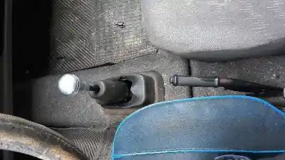 Veículo de Sucata opel corsa a 1.5 diesel do ano 1990 alimentado 4ec1