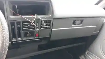 Veículo de Sucata opel corsa a 1.5 diesel do ano 1990 alimentado 4ec1