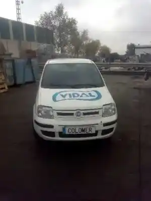 Veicolo di demolizione FIAT PANDA (169) 1.3 16V JTD Dynamic dell'anno 2010 alimentato 188A8000