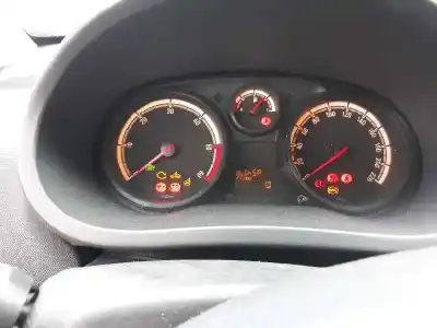 Veicolo di demolizione opel corsa d essentia dell'anno 2012 alimentato a13dtc