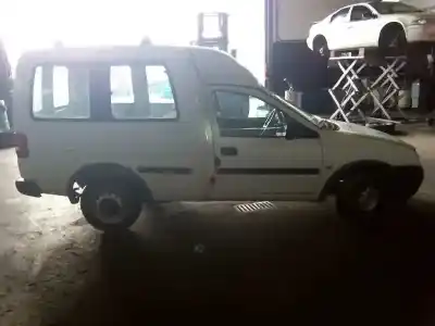 Veículo de Sucata opel combo (corsa b) 1.7 diesel do ano 2000 alimentado x17d