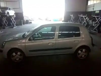 Здавання транспортного засобу renault clio ii fase ii (b/cb0) 1.5 dci diesel 101 cv / 74 kw року 2004 потужний k9k e7 100cv