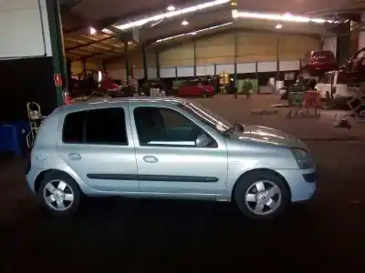 Здавання транспортного засобу renault clio ii fase ii (b/cb0) 1.5 dci diesel 101 cv / 74 kw року 2004 потужний k9k e7 100cv