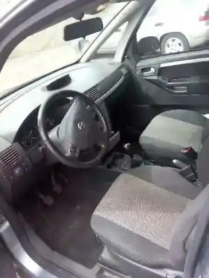 Veicolo di demolizione opel meriva blue line dell'anno 2004 alimentato z17dth