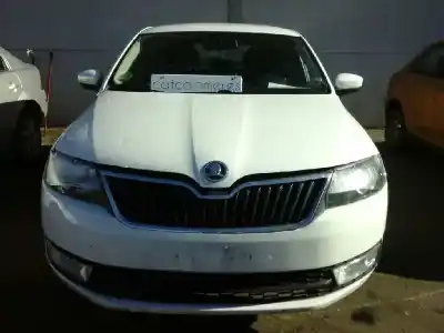 Veículo de Sucata SKODA RAPID Active do ano 2013 alimentado CAYC