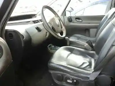 Scrapping Vehicle renault espace iv (jk0) grand espace initiale of the year 2004 powered p9x701