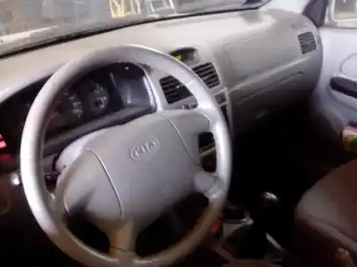 Veículo de Sucata kia rio 1.5 cat do ano 2005 alimentado a5d