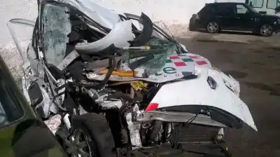 Vehicul casat renault clio iii emotion al anului 2008 alimentat k9k t7