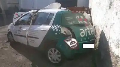 Vehicul casat renault clio iii emotion al anului 2008 alimentat k9k t7