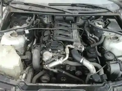 Veículo de Sucata bmw serie 3 berlina (e46) 2.0 16v diesel cat do ano 2000 alimentado 204d1