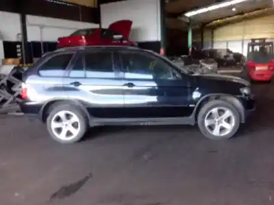 Veicolo di demolizione bmw x5 (e53) 3.0d dell'anno 2004 alimentato m57tu