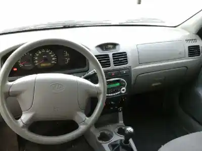 Veículo de Sucata kia rio 1.3 cat do ano 2005 alimentado a3d