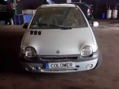 Veículo de Sucata renault twingo (co6) 1.2 alize do ano 2001 alimentado d4f a7
