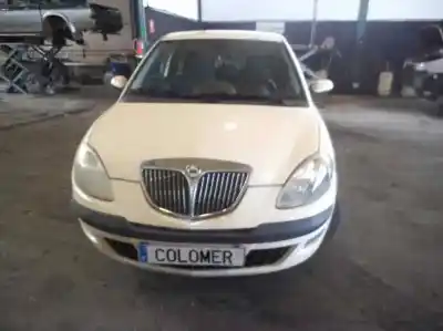 Veicolo di demolizione LANCIA YPSILON (101) 1.2 8V dell'anno 2004 alimentato 188A5000