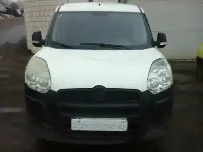 Veículo de Sucata FIAT DOBLO CARGO Basis Kasten do ano 2011 alimentado 199A3000
