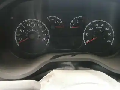 Veículo de Sucata fiat doblo cargo basis kasten do ano 2011 alimentado 199a3000