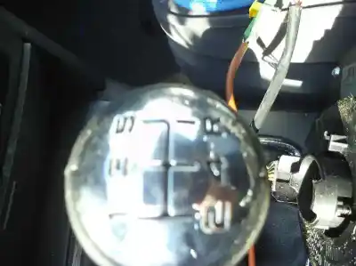 Veículo de Sucata peugeot 407 st confort do ano 2004 alimentado 9hz