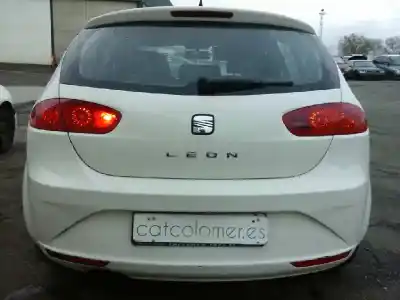 Veículo de Sucata seat leon (1p1) reference copa do ano 2010 alimentado bxf