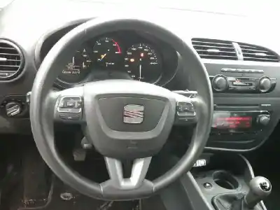 Veículo de Sucata seat leon (1p1) reference copa do ano 2010 alimentado bxf