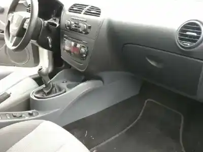 Veículo de Sucata seat leon (1p1) reference copa do ano 2010 alimentado bxf