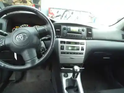 Veicolo di demolizione toyota corolla (e12) 1.6 16v dell'anno 2004 alimentato 3zzfe 81kw