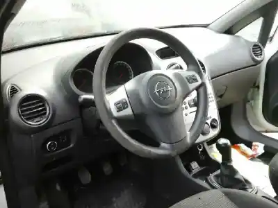 Veículo de Sucata opel corsa d essentia do ano 2011 alimentado a13dtc