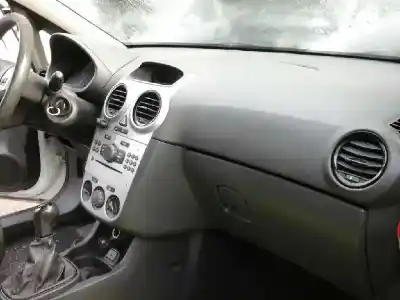 Veículo de Sucata opel corsa d essentia do ano 2011 alimentado a13dtc