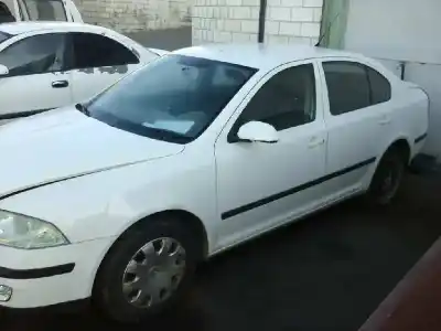 Veicolo di demolizione skoda octavia berlina (1z3) trend dell'anno 2006 alimentato bxe