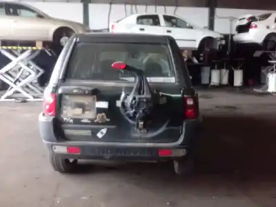 Véhicule à la ferraille land rover freelander (ln) e familiar de l'année 2003 alimenté 204d3