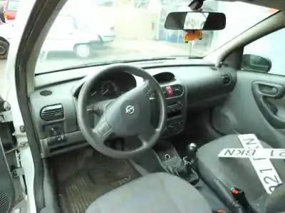 Здавання транспортного засобу opel corsa c 1.2 16v cat (z 12 xe / lw4) року 2001 потужний z12xe