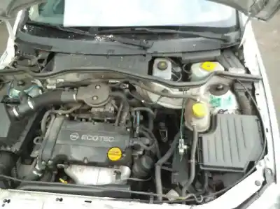 Здавання транспортного засобу opel corsa c 1.2 16v cat (z 12 xe / lw4) року 2001 потужний z12xe
