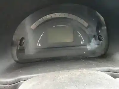 Veículo de Sucata citroen c3 1.4 hdi (68 cv) 1.4 hdi do ano 2002 alimentado 8hx