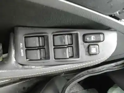 Здавання транспортного засобу toyota avensis berlina (t25) 2.0 turbodiesel cat року 2007 потужний 1ad 93kw