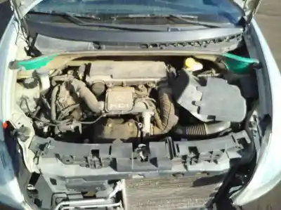 Veículo de Sucata citroen c3 1.4 hdi exclusive do ano 2004 alimentado 8hx