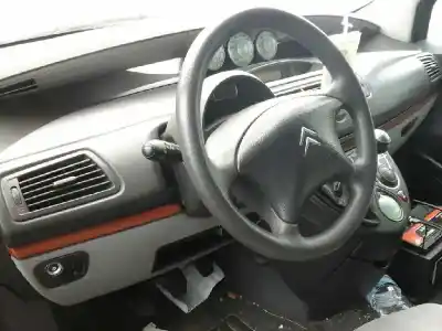 Veículo de Sucata citroen c8 2.2 hdi 16v premier ii do ano 2004 alimentado 4hw