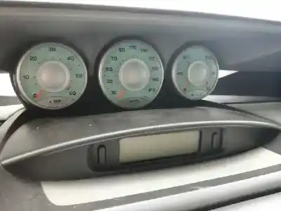 Veículo de Sucata citroen c8 2.2 hdi 16v premier ii do ano 2004 alimentado 4hw