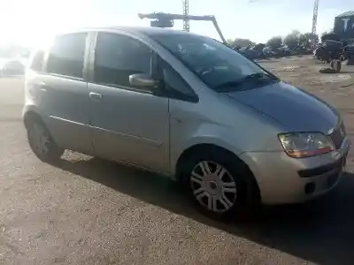 Veículo de Sucata fiat idea (135) 1.9 multijet emotion (i) do ano 2005 alimentado 188b2000