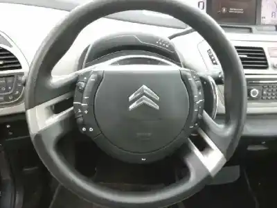 Veículo de Sucata citroen c4 grand picasso sx do ano 2008 alimentado 9hz