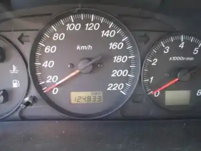 Veículo de Sucata mazda premacy (cp) 1.9 16v cat do ano 2003 alimentado fp